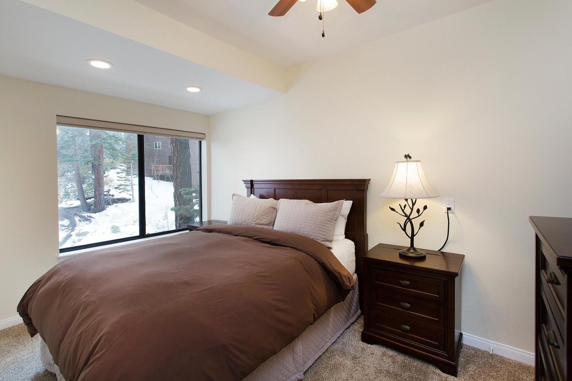 Val D'Isere At The Village By 101 Great Escapes Mammoth Lakes Room photo