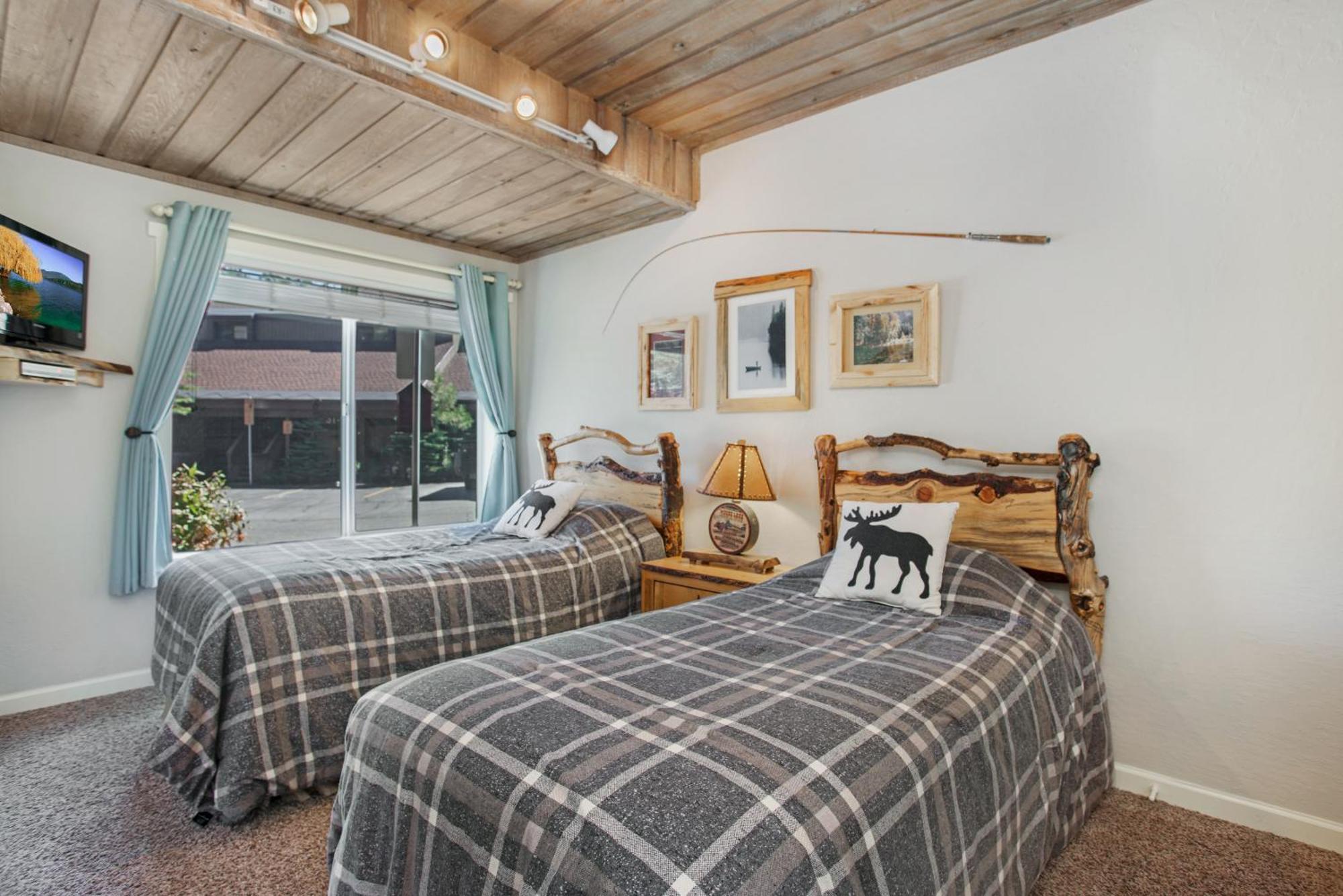 Val D'Isere At The Village By 101 Great Escapes Mammoth Lakes Room photo