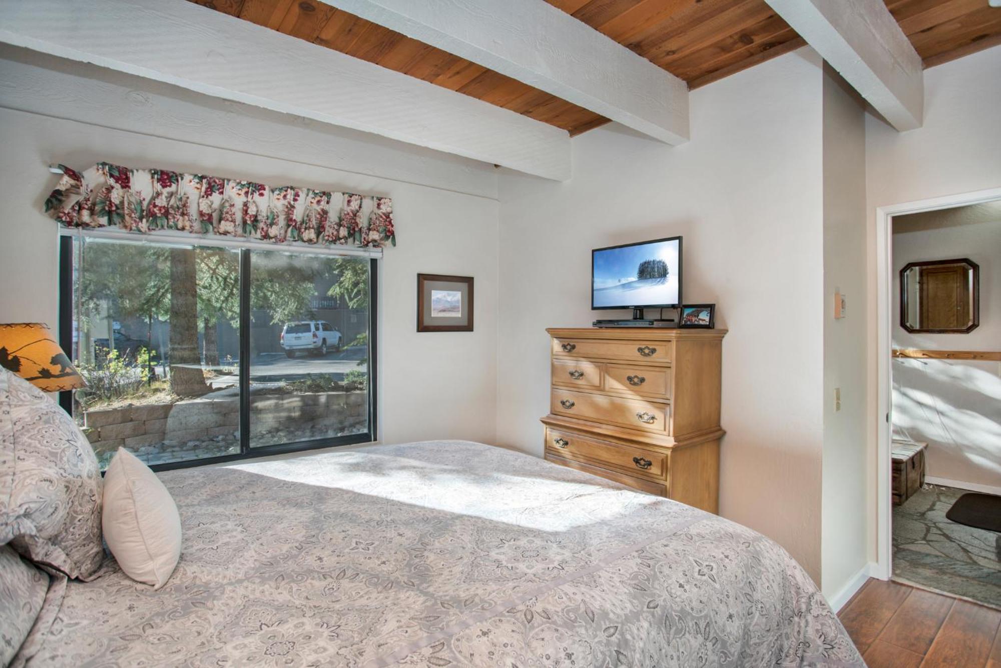 Val D'Isere At The Village By 101 Great Escapes Mammoth Lakes Room photo