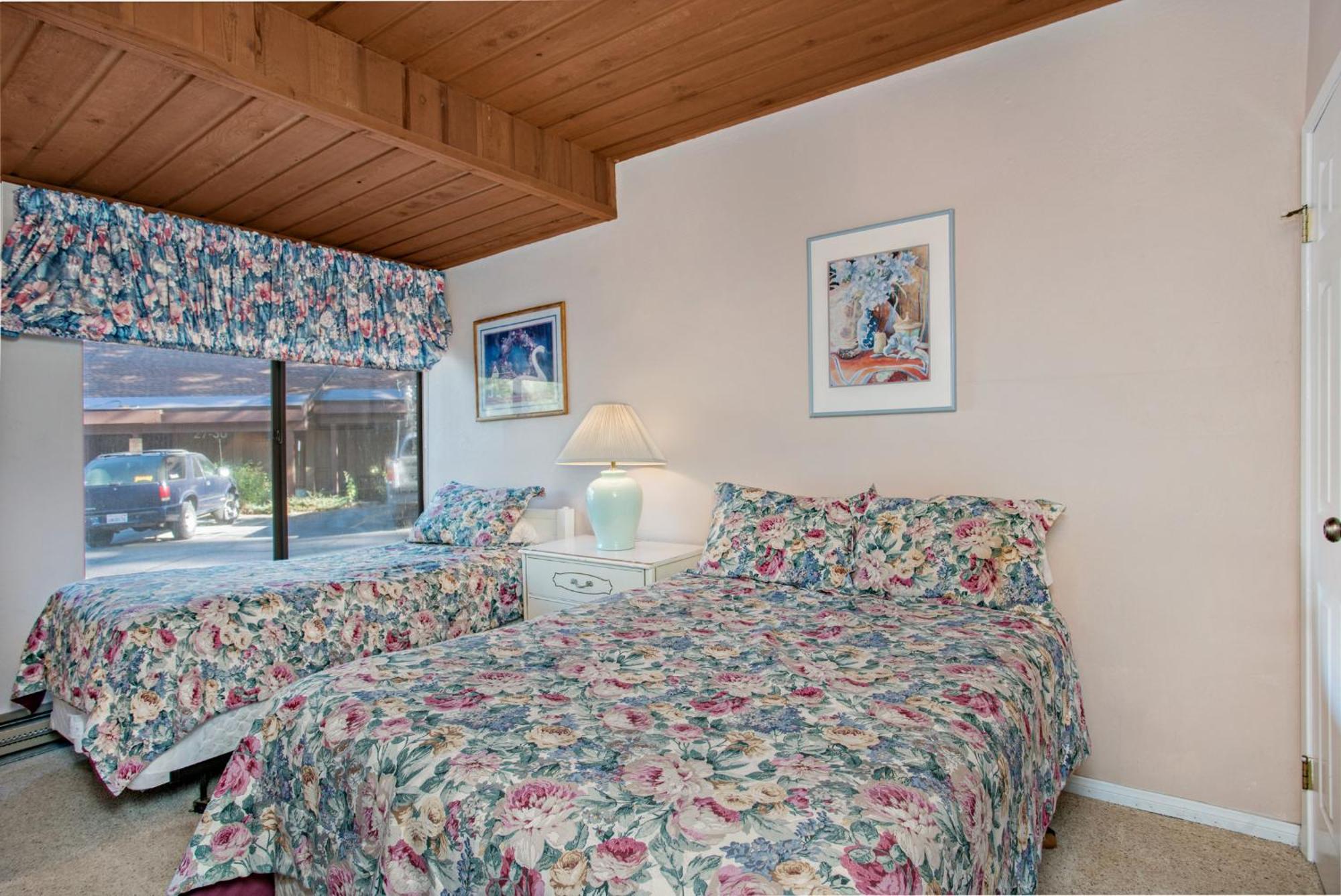 Val D'Isere At The Village By 101 Great Escapes Mammoth Lakes Room photo